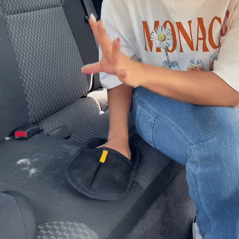 🐾 Pet Hair Removal Gloves | One Swipe Fur Cleaner for Furniture, Beds & Cars